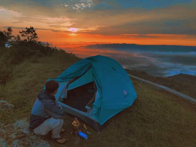 aktivitas embung batara sriten, embung batara sriten, liburan ke embung batara sriten, tiket masuk embung batara sriten harga tiket embung batara sriten, tips berlibur di embung batara sriten, wisata embung batara sriten, embung batara sriten: puncak tertinggi di gunung kidul yg eksotis