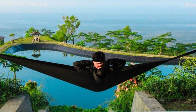 aktivitas embung batara sriten, embung batara sriten, liburan ke embung batara sriten, tiket masuk embung batara sriten harga tiket embung batara sriten, tips berlibur di embung batara sriten, wisata embung batara sriten, embung batara sriten: puncak tertinggi di gunung kidul yg eksotis