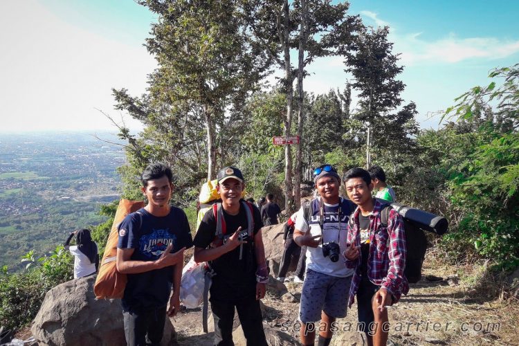 Gunung Klotok Kediri: Tiket Masuk, Rute Lokasi, Fasilitas, Daya Tarik dll