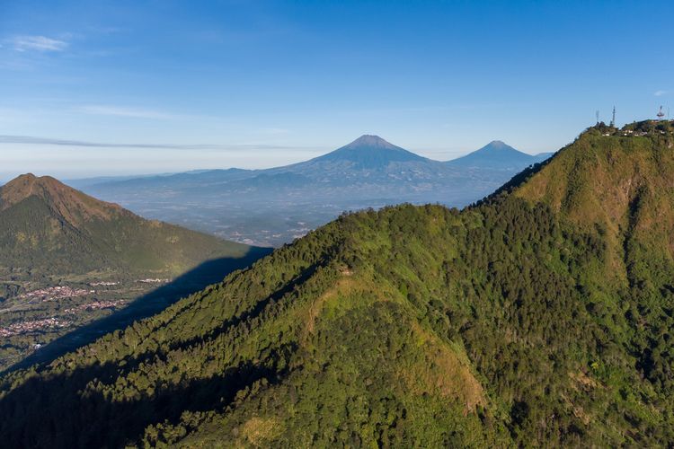 Gunung Telomoyo via Arsal.