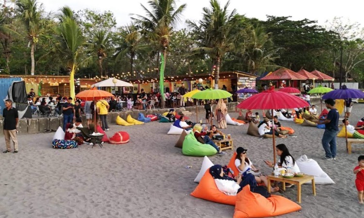 aktivitas di pantai akkarena, alamat pantai akkarena, harga tiket masuk pantai akkarena, jam buka pantai akkarena, keindahan pantai akkarena, lokasi pantai akkarena, pantai akkarena, pantai akkarena makassar, pantai akkarena sulawesi selatan, rute pantai akkarena, pantai akkarena: harga tiket, aktivitas seru, daya tarik, wahana bermain dll
