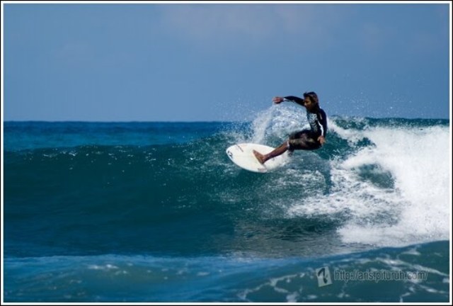 keindahan pantai carita, pantai carita, pantai carita anyer banten, pantai carita banten, pantai carita pasir putih, pantai indah, tempat wisata pantai, wisata pantai, wisata pantai carita, pantai carita banten: harga tiket, wahana, fasilitas, daya tarik