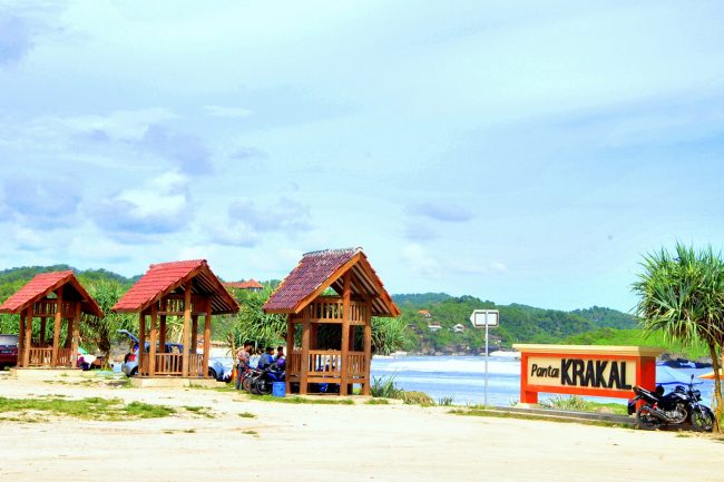fasilitas pantai krakal, harga tiket pantai krakal, letak pantai krakal, liburan ke pantai krakal, lokasi pantai krakal, pantai krakal, pantai krakal gunung kidul, pantai krakal jogja, tiket masuk pantai krakal, wisata pantai krakal, pantai krakal gunung kidul: harga tiket, daya tarik, aktivitas seru