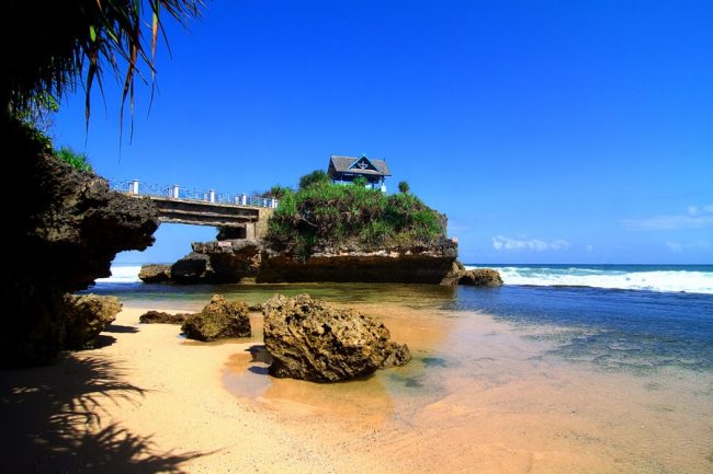 fasilitas pantai krakal, harga tiket pantai krakal, letak pantai krakal, liburan ke pantai krakal, lokasi pantai krakal, pantai krakal, pantai krakal gunung kidul, pantai krakal jogja, tiket masuk pantai krakal, wisata pantai krakal, pantai krakal gunung kidul: harga tiket, daya tarik, aktivitas seru