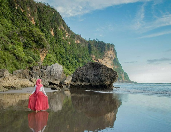 aktivitas pantai parangendog, fasilitas pantai parangendog, foto pantai parangendog, keindahan pantai parangendog, lokasi pantai parangendog, pantai parang endog, pantai parangendog, pantai parangendog gunungkidul, paralayang pantai parangendog, wahana pantai parangendog, wisata pantai parangendog, pantai parangendog: harga tiket, daya tarik, aktivitas seru dll