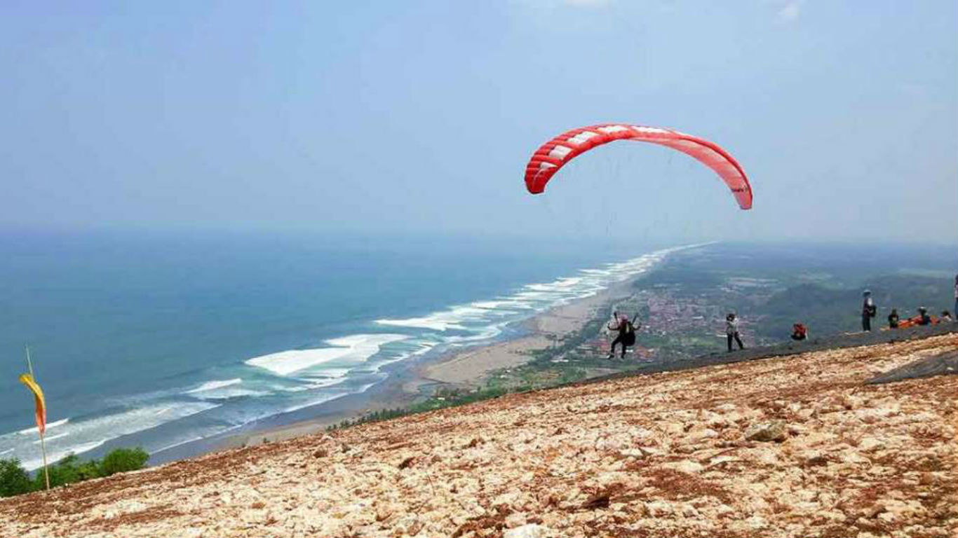 aktivitas pantai parangendog, fasilitas pantai parangendog, foto pantai parangendog, keindahan pantai parangendog, lokasi pantai parangendog, pantai parang endog, pantai parangendog, pantai parangendog gunungkidul, paralayang pantai parangendog, wahana pantai parangendog, wisata pantai parangendog, pantai parangendog: harga tiket, daya tarik, aktivitas seru dll