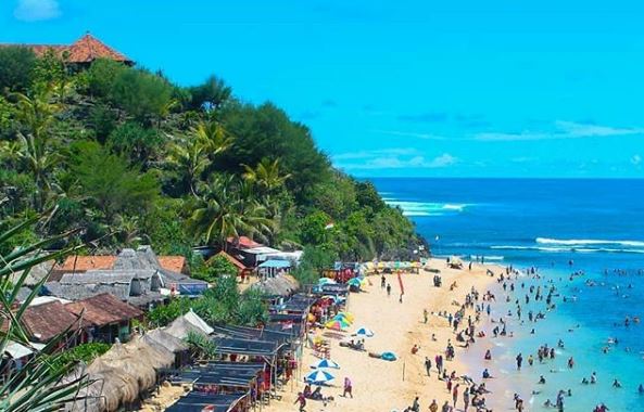 Pantai Sepanjang: Harga Tiket, Daya Tarik, Aktivitas Seru, Fasilitas!