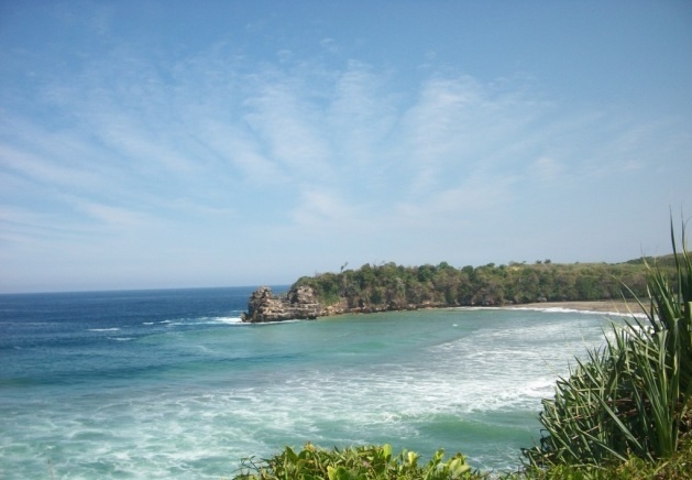 alamat pantai serang blitar, fasilitas di pantai serang blitar, harga tiket masuk pantai serang blitar, keindahan pantai serang blitar, pantai serang blitar, pantai serang blitar dari kediri, pantai serang blitar jawa timur, peta pantai serang blitar, rute menuju pantai serang blitar, rute pantai serang blitar dari kediri, pantai serang blitar; harga tiket masuk daya tarik, aktivitas seru dll!