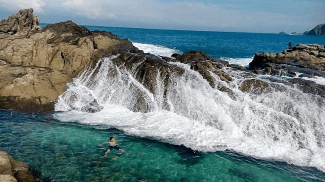 fasilitas pantai wedi ombo, harga tiket pantai wedi ombo, kuliner di pantai wedi ombo, lokasi pantai wedi ombo, lokasi pantai wediombo, pantai wedi ombo, pantai wediombo, penginapan di pantai wedi ombo, tiket masuk pantai wediombo, tiket pantai wedi ombo, wediombo, wisata pantai wedi ombo, pantai wedi ombo gunungkidul: harga tiket, daya tarik, aktivitas seru dll