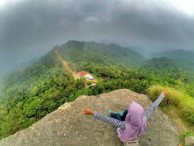 gunung ijo, gunung ijo jogja, gunung ijo kulonprogo, lokasi gunung ijo, puncak gunung ijo, rute menuju gunung ijo, wisata alam gunung ijo, puncak gunung ijo, peta lokasi, tiket, spot foto daya tarik, tips dll, Lokasi Wisata Alam Gunung Ijo, Harga Tiket Masuk Wisata Alam Gunung Ijo, Pesona Wisata Alam Gunung Ijo, Tips Berlibur ke Gunung Ijo