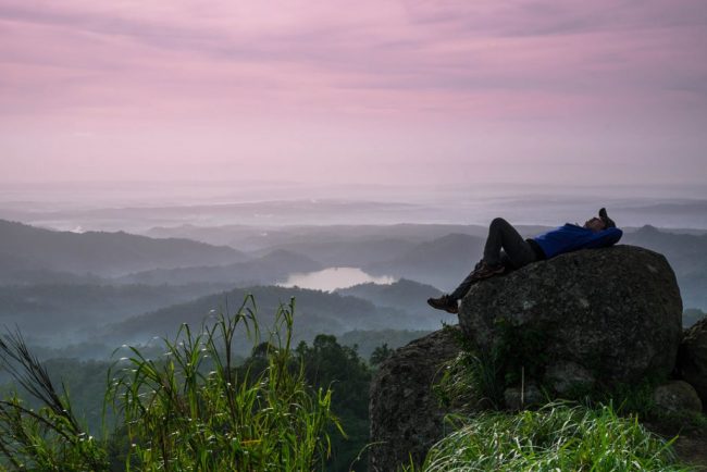 gunung ijo, gunung ijo jogja, gunung ijo kulonprogo, lokasi gunung ijo, puncak gunung ijo, rute menuju gunung ijo, wisata alam gunung ijo, puncak gunung ijo, peta lokasi, tiket, spot foto daya tarik, tips dll, Lokasi Wisata Alam Gunung Ijo, Harga Tiket Masuk Wisata Alam Gunung Ijo, Pesona Wisata Alam Gunung Ijo, Tips Berlibur ke Gunung Ijo