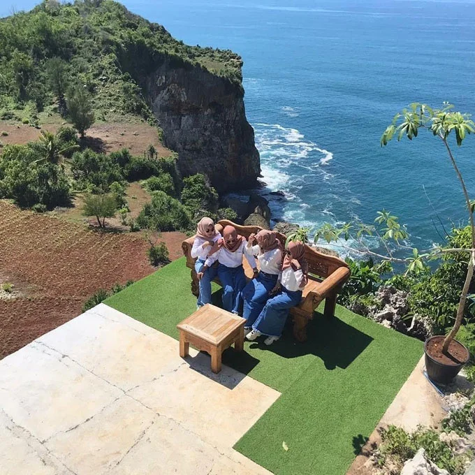 Puncak Segoro: Harga Tiket, Aktivitas Seru, Spot Instagramble Dll