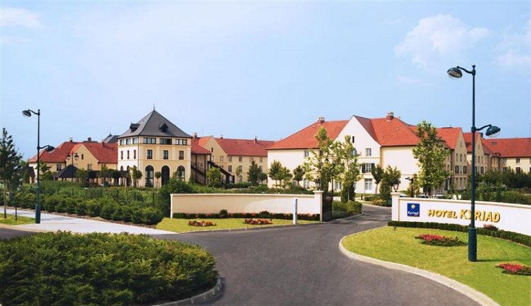The Best! 6 Rekomendasi Hotel dekat Disneyland Paris yang Murah & Nyaman!