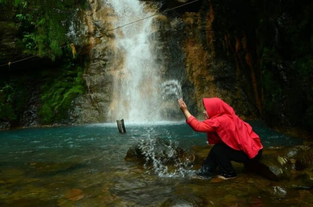 air terjun curug cigamea, alamat curug cigamea, curug cigamea, curug cigamea bogor, curug cigamea jawa barat, gambar curug cigamea, harga tiket masuk curug cigamea, htm curug cigamea, keindahan curug cigamea, objek wisata curug cigamea, rute curug cigamea, wisata alam curug cigamea, wisata curug cigamea, top 10+ foto curug cigamea bogor harga tiket, rute, aktivitas seru, daya tarik