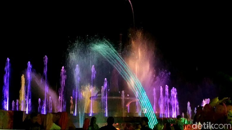 aktivitas taman pecut, daya tarik taman pecut, kegiatan seru di taman pecut, taman pecut, taman pecut blitar, wisata taman pecut, top 10+ foto taman pecut kota blitar: aktivitas seru & daya tarik nan cantik!