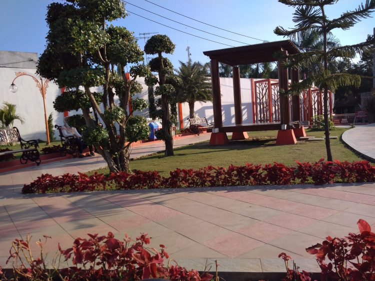 aktivitas taman pecut, daya tarik taman pecut, kegiatan seru di taman pecut, taman pecut, taman pecut blitar, wisata taman pecut, top 10+ foto taman pecut kota blitar: aktivitas seru & daya tarik nan cantik!