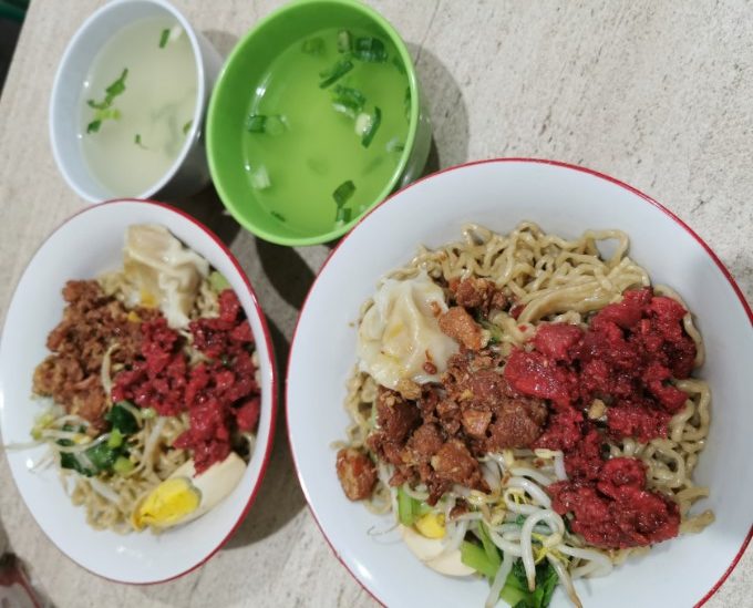 bakmi di pasar 8, bakmi enak di pasar 8, bakmi enak di pasar 8 alam sutera, resto bakmi enak di pasar 8, warung bakmi enak di pasar 8, top 12+ bakmi enak di pasar 8 alam sutera yang legendaris, yummy!