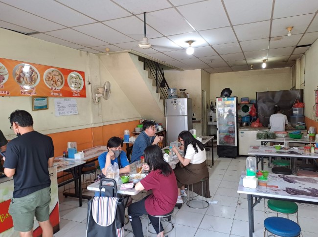 bakmi di pasar 8, bakmi enak di pasar 8, bakmi enak di pasar 8 alam sutera, resto bakmi enak di pasar 8, warung bakmi enak di pasar 8, top 12+ bakmi enak di pasar 8 alam sutera yang legendaris, yummy!