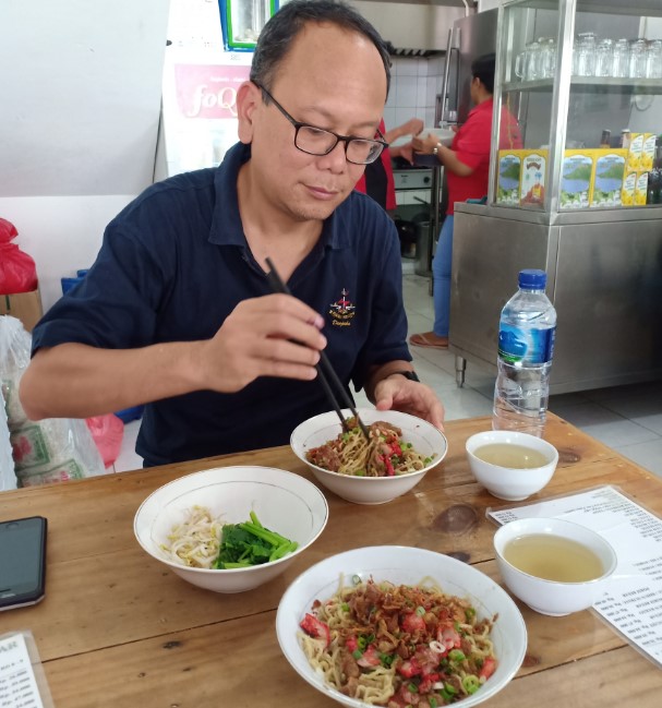 bakmi di pasar 8, bakmi enak di pasar 8, bakmi enak di pasar 8 alam sutera, resto bakmi enak di pasar 8, warung bakmi enak di pasar 8, top 12+ bakmi enak di pasar 8 alam sutera yang legendaris, yummy!