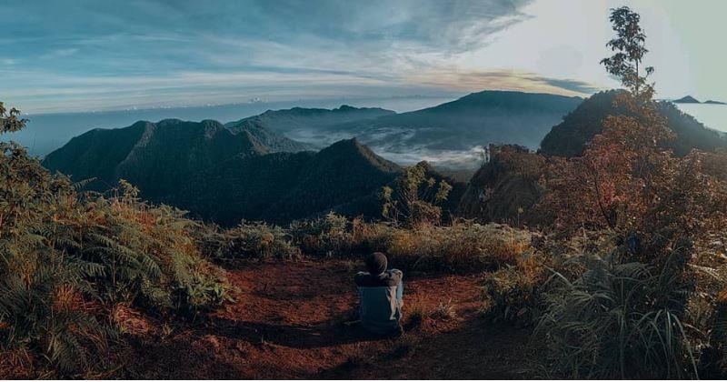 gunung terbaik jawa barat, gunung terindah jawa barat, top 12+ gunung terindah di jawa barat yang paling mentang untuk ditaklukkan