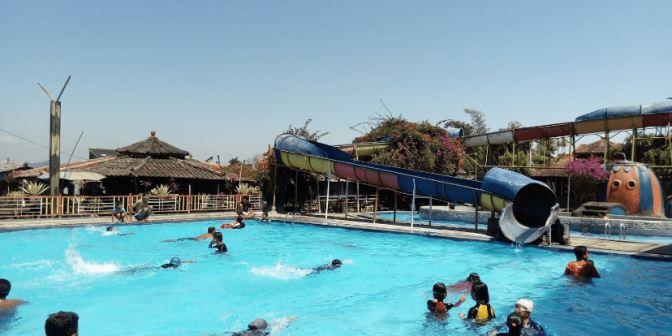 top 12+ kolam renang di cimahi terbesar & terbaik, wahana waterpark lengkap!