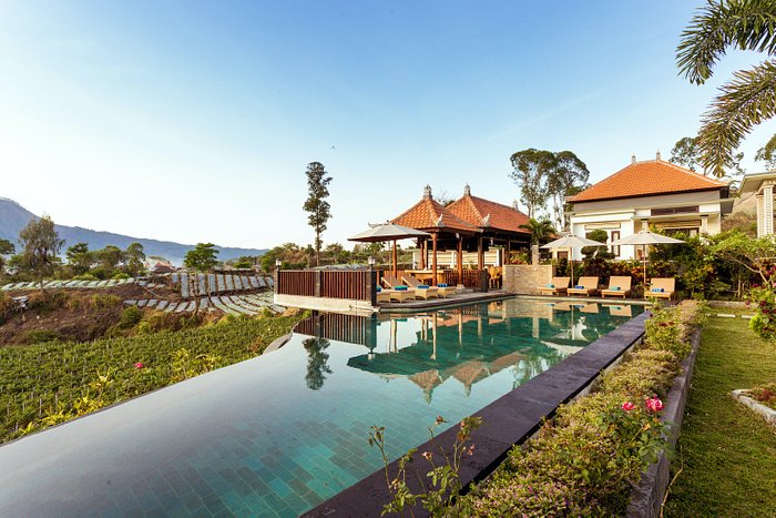 glamping di kintamani, hotel di kintamani, penginapan di kintamani, penginapan glamping di kintamani, tempat camping di kintamani, tempat menginap di kintamani, villa di kintamani, top 12+ penginapan di kintamani, murah & mewah dengan view indah danau & gunung!