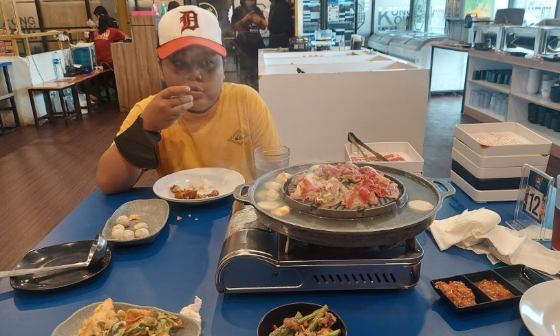 Top 12+ Restoran All You Can Eat di Makassar, AYCE yang Paling Enak!
