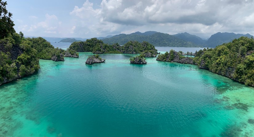 tempat wisata bahari di sulawesi tenggara, wisata bahari di sulawesi tenggara, top 12+ tempat wisata bahari di sulawesi tenggara terbaik & terindah!