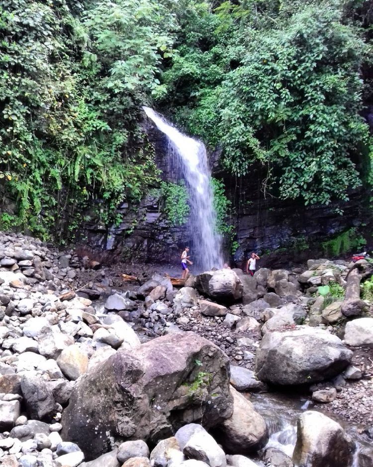 Top 13+ Air Terjun di Pati Terhits & Instagramable untuk Liburan Seru