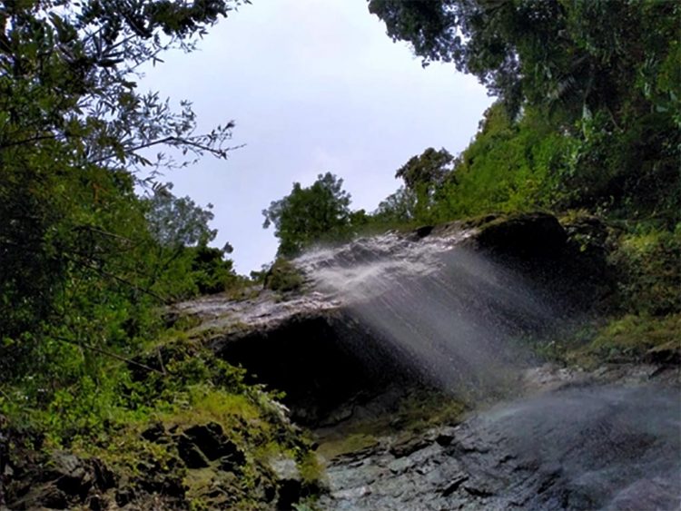 air terjun di cilacap, air terjun terbaik di cilacap, curug di cilacap, curug di cilacap terbaik, curug di terbaik cilacap, wisata alam di cilacap, wisata curug di cilacap, top 14+ curug di cilacap jawa tengah terhits & terbaik, air terjun paling indah