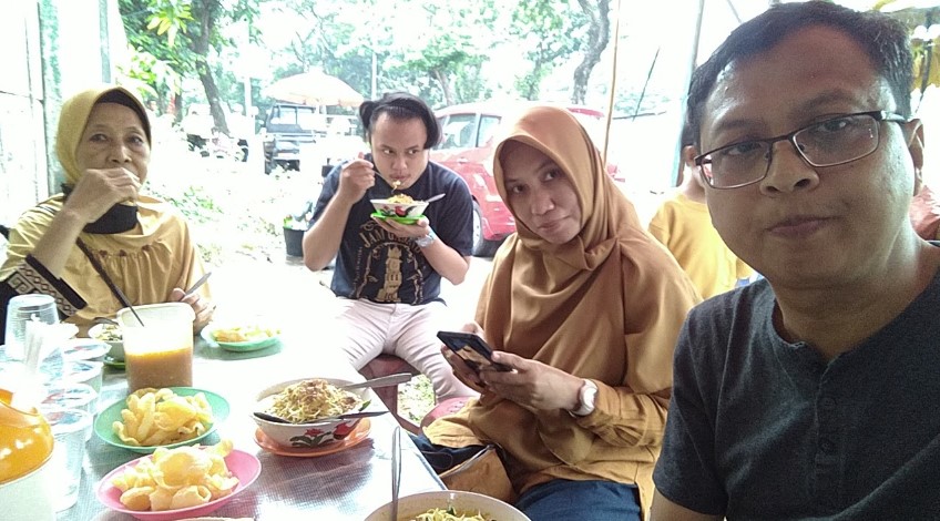 depot laksa di tangerang, laksa di tangerang, outlet laksa di tangerang, resto laksa di tangerang, restoran laksa di tangerang, tempat makan laksa di tangerang, warung laksa di tangerang, top 14+ rekomendasi warung laksa di tangerang paling enak & legendaris!
