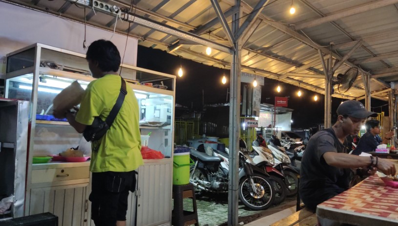 cafe di beji, resto di beji, restoran di beji, rumah makan di beji, tempat makan di beji, tempat makan enak di beji, warung makan di beji, top 14+ tempat makan enak di beji depok, dengan harga murah meriah
