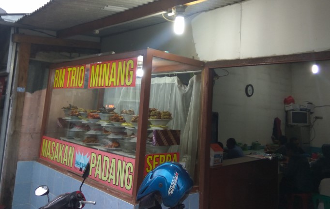 cafe di beji, resto di beji, restoran di beji, rumah makan di beji, tempat makan di beji, tempat makan enak di beji, warung makan di beji, top 14+ tempat makan enak di beji depok, dengan harga murah meriah