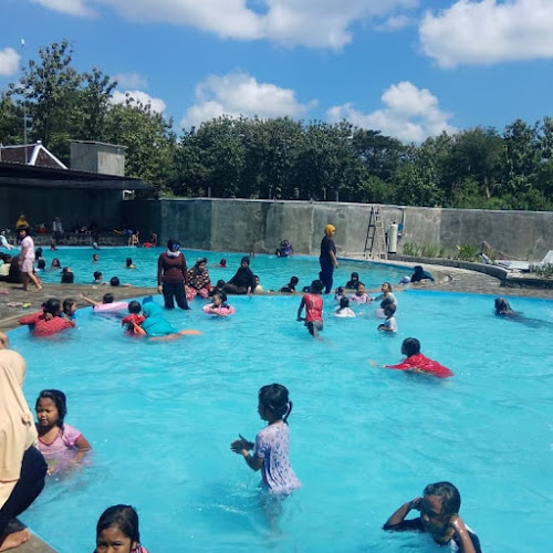 kolam renang di boyolali, tempat wisata di boyolali, wahana air di boyolali, waterboom di boyolali, waterpark di boyolali, wisata di boyolali, wisata keluarga di boyolali, top 15+ kolam renang di boyolali terbesar & terbaik, waterpark, waterboom seru!