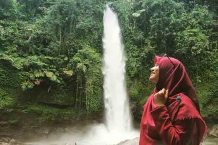 air terjun dekat jakarta, air terjun di sekitar jakarta, air terjun terdekat dari jakarta, curug dekat jakarta, curug di sekitar jakarta, curug terdakat dari jakarta, top 16+ curug terdekat dari jakarta terhits & terbaik, air terjun alami yang indah