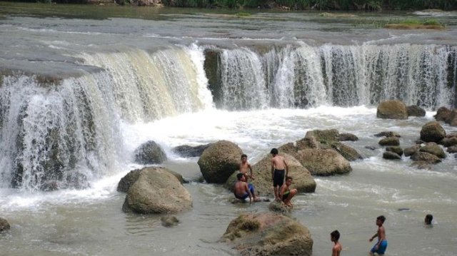 Top 16+ Curug Terdekat dari Jakarta Terhits & Terbaik, Air Terjun Alami yang Indah