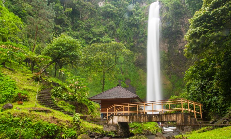 air terjun cianjur, air terjun di cianjur, curug cianjur, curug di cianjur, keindahan curug di cianjur, tempat wisata di cianjur, wisata air terjun di cianjur, wisata alam di cianjur, wisata curug di cianjur, top 18+ curug di cianjur terbaik & terhits, air terjun dengan view spektakuler!