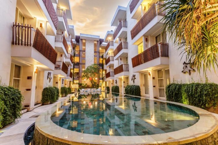 hotel dekat pantai kuta, hotel di kuta, hotel menghadap pantai kuta, hotel mewah pantai kuta, hotel murah dekat pantai kuta, hotel murah di kuta, hotel murah kuta, top 19+ hotel dekat pantai kuta paling asyik buat bermalam, dari rp100ribuan