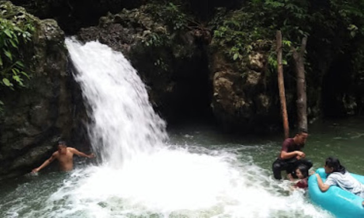 air terjun di gunungsitoli, pantai di gunungsitoli, tempat liburan di gunungsitoli, tempat rekreasi di gunungsitoli, tempat wisata alam di gunungsitoli, tempat wisata di gunungsitoli, wisata alam di gunungsitoli, wisata gunungsitoli, top 19+ tempat wisata di gunungsitoli terbaik & terhits yang wajib dikunjungi