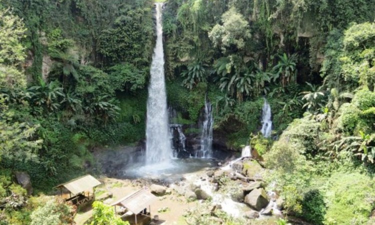 air terjun di garut, air terjun terbaik di garut, curug di garut, curug garut, curug indah di garut, curug terbaik di garut, rekreasi di garut, wisata alam di garut, wisata curug di garut, top 20+ curug di garut terbaik & terhits, keindahan air terjun nan spektakuler!