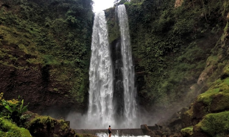 air terjun di garut, air terjun terbaik di garut, curug di garut, curug garut, curug indah di garut, curug terbaik di garut, rekreasi di garut, wisata alam di garut, wisata curug di garut, top 20+ curug di garut terbaik & terhits, keindahan air terjun nan spektakuler!