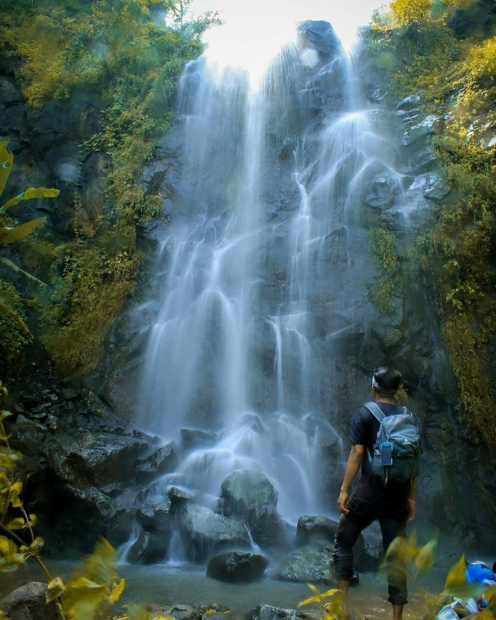 air terjun di kuningan, curug di kuningan, curug terbaik di kuningan, daftar air terjun di kuningan, objek wisata di kuningan, tempat rekreasi alam di kuningan, wisata air terjun di kuningan, wisata alam di kuningan, wisata curug di kuningan, top 20+ curug di kuningan terbaik & terhits, wisata alam air terjun terbaru!