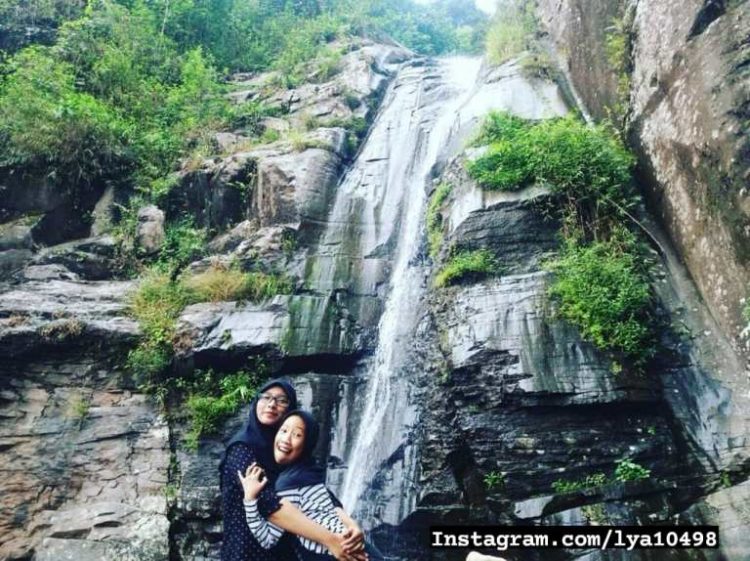air terjun di kuningan, curug di kuningan, curug terbaik di kuningan, daftar air terjun di kuningan, objek wisata di kuningan, tempat rekreasi alam di kuningan, wisata air terjun di kuningan, wisata alam di kuningan, wisata curug di kuningan, top 20+ curug di kuningan terbaik & terhits, wisata alam air terjun terbaru!