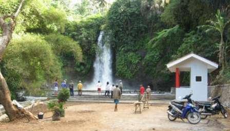 air terjun di kuningan, curug di kuningan, curug terbaik di kuningan, daftar air terjun di kuningan, objek wisata di kuningan, tempat rekreasi alam di kuningan, wisata air terjun di kuningan, wisata alam di kuningan, wisata curug di kuningan, top 20+ curug di kuningan terbaik & terhits, wisata alam air terjun terbaru!