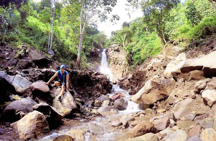 air terjun di kuningan, curug di kuningan, curug terbaik di kuningan, daftar air terjun di kuningan, objek wisata di kuningan, tempat rekreasi alam di kuningan, wisata air terjun di kuningan, wisata alam di kuningan, wisata curug di kuningan, top 20+ curug di kuningan terbaik & terhits, wisata alam air terjun terbaru!