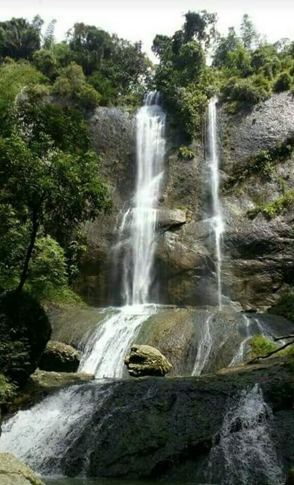 air terjun di kuningan, curug di kuningan, curug terbaik di kuningan, daftar air terjun di kuningan, objek wisata di kuningan, tempat rekreasi alam di kuningan, wisata air terjun di kuningan, wisata alam di kuningan, wisata curug di kuningan, top 20+ curug di kuningan terbaik & terhits, wisata alam air terjun terbaru!