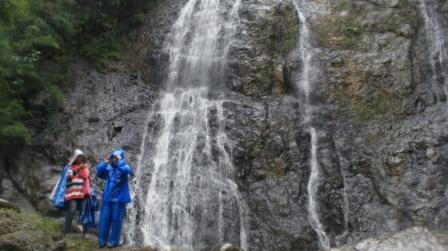 air terjun di kuningan, curug di kuningan, curug terbaik di kuningan, daftar air terjun di kuningan, objek wisata di kuningan, tempat rekreasi alam di kuningan, wisata air terjun di kuningan, wisata alam di kuningan, wisata curug di kuningan, top 20+ curug di kuningan terbaik & terhits, wisata alam air terjun terbaru!