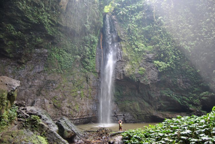 air terjun di bandung, curug di bandung, curug di bandung barat, curug di kota bandung, curug terbaik di bandung, curug terdekat di bandung, tempat wisata curug di bandung, tempat wisata di bandung, wisata alam di bandung, wisata curug di bandung, top 21+ curug di bandung terhits & terbaik, air terjun yang kece untuk rekreasi!