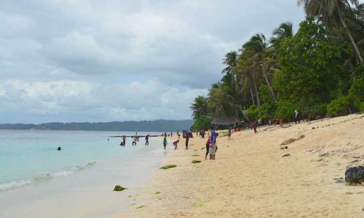air terjun di banggai kepulauan, destinasi wisata di banggai kepulauan, objek wisata di banggai kepulauan, pantai di banggai kepulauan, tempat wisata di banggai kepulauan, wisata di banggai kepulauan, top 21+ tempat wisata di banggai kepulauan terbaik & hits dikunjungi