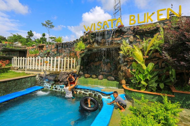 kolam renang di banyumas, kolam renang di purwokerto, objek wisata di banyumas, tempat wisata di banyumas, wisata di banyumas, top 22+ kolam renang di purwokerto banyumas terbaik & terlengkap!